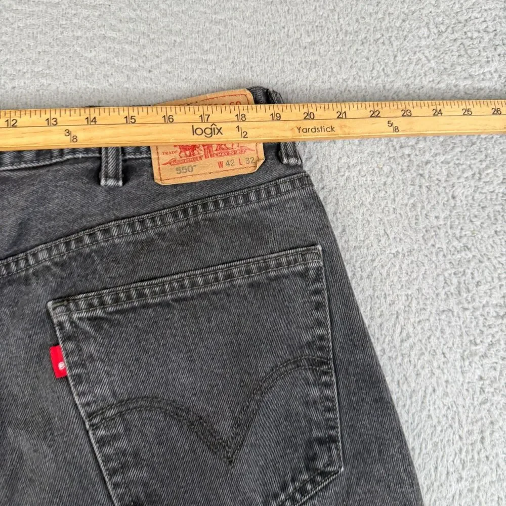 LEVI'S 550 Relaxed Jeans Mens 42x32 Black Light Wash Tapered Streetwear
